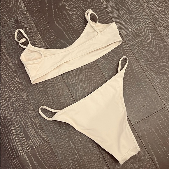 Zara Cream Bikini Set - Picture 2 of 2